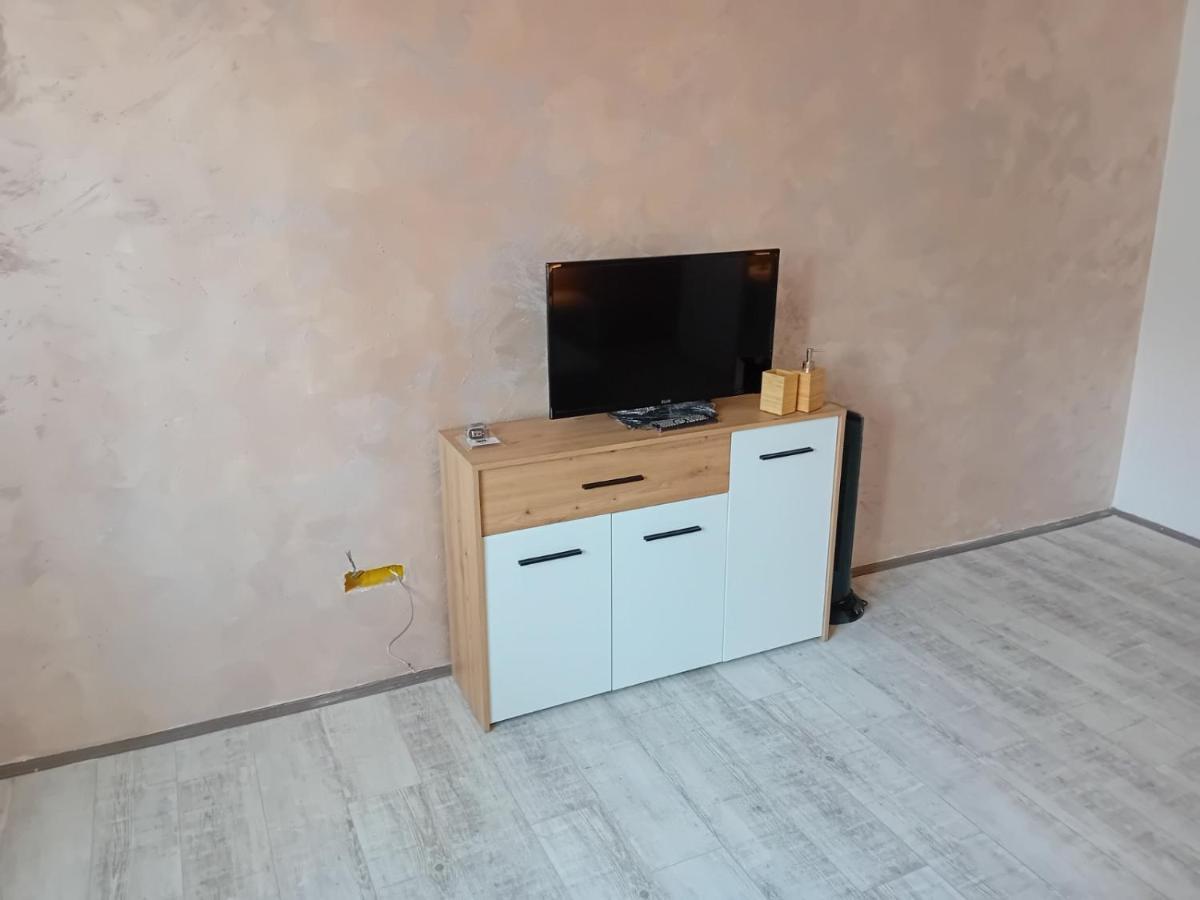 Apartman Centar Sd Semêndria Exterior foto